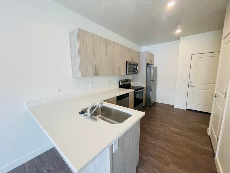 Aubrey Apartments 271 W 12th St Ogden UT 84404 Apartment Finder