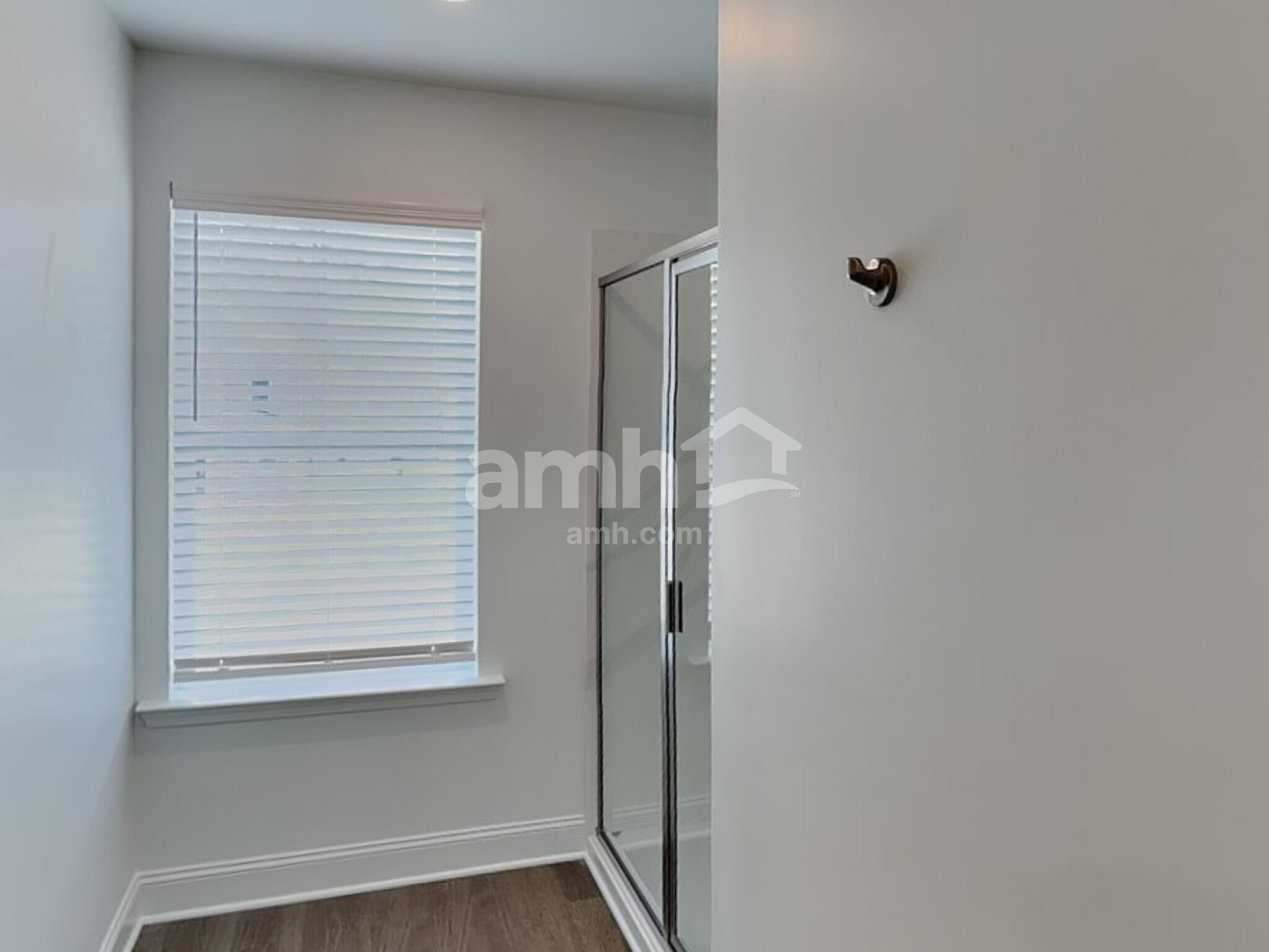 Building Photo - 945 Carnelian Ln