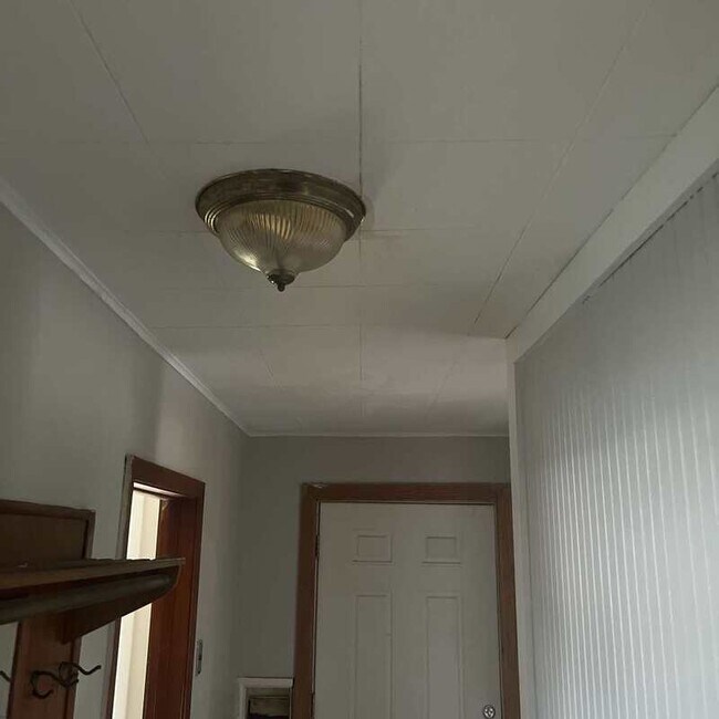 Building Photo - 3233 W 50th St