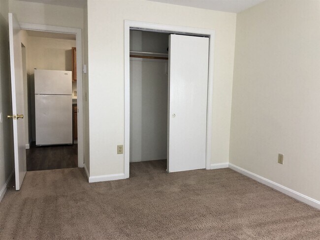 Building Photo - 11 Railroad Ave