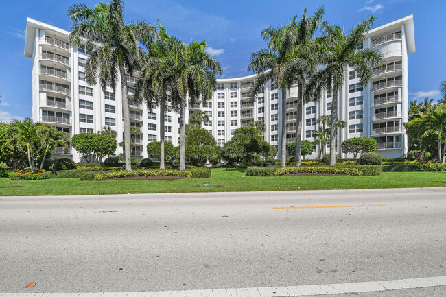 Building Photo - 2295 S Ocean Blvd