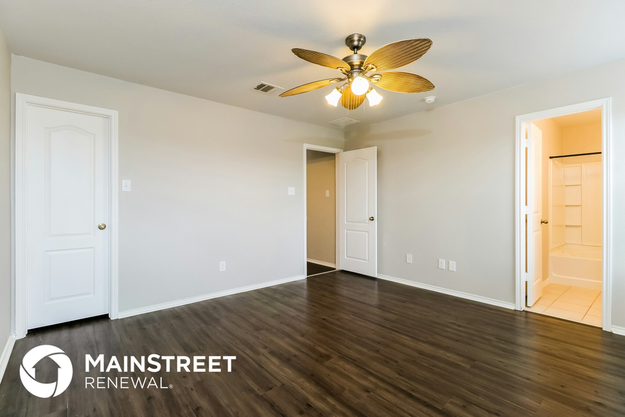 Building Photo - 13521 Coomes Dr