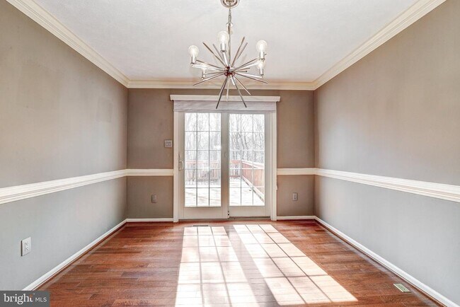 Building Photo - 2733 Quarry Heights Way