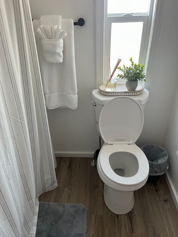 Building Photo - 1634 3rd St E