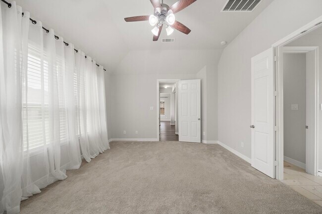 Building Photo - 27130 Spanish Wind Ct