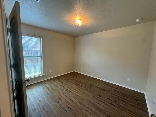 Building Photo - Available House in Windstone