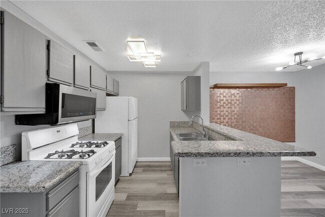 Building Photo - 2200 S Fort Apache Rd