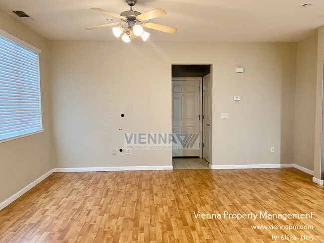 Building Photo - 3301 Leiper Loop