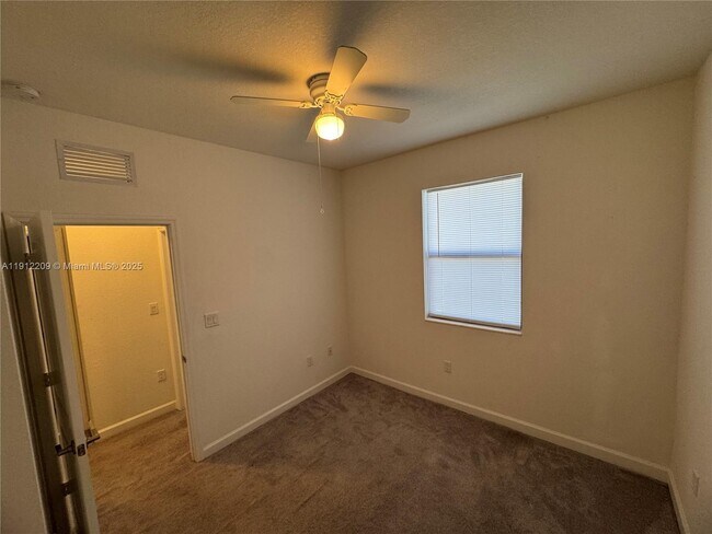 Building Photo - 13356 SW 287th Ter