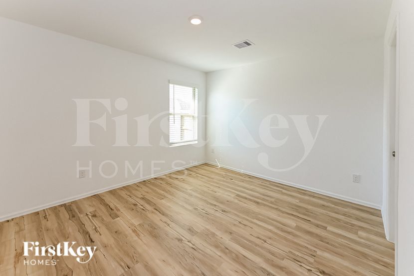 Building Photo - 8814 Bar Hbr Dr