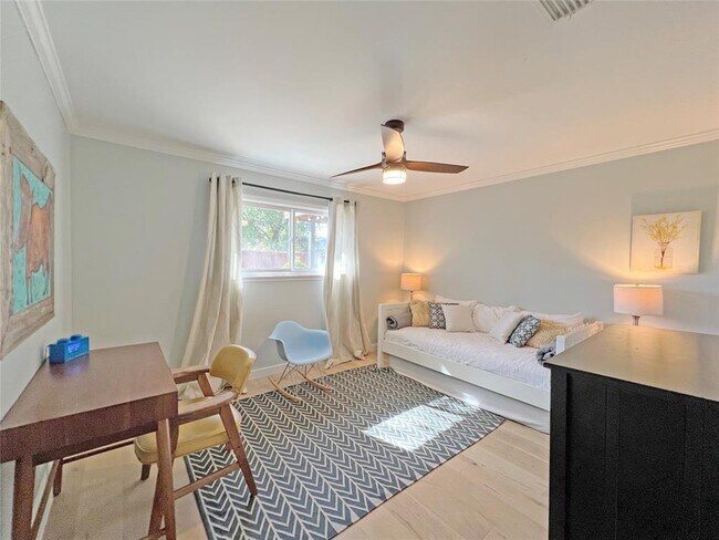 Building Photo - 3307 Greenlawn Pkwy