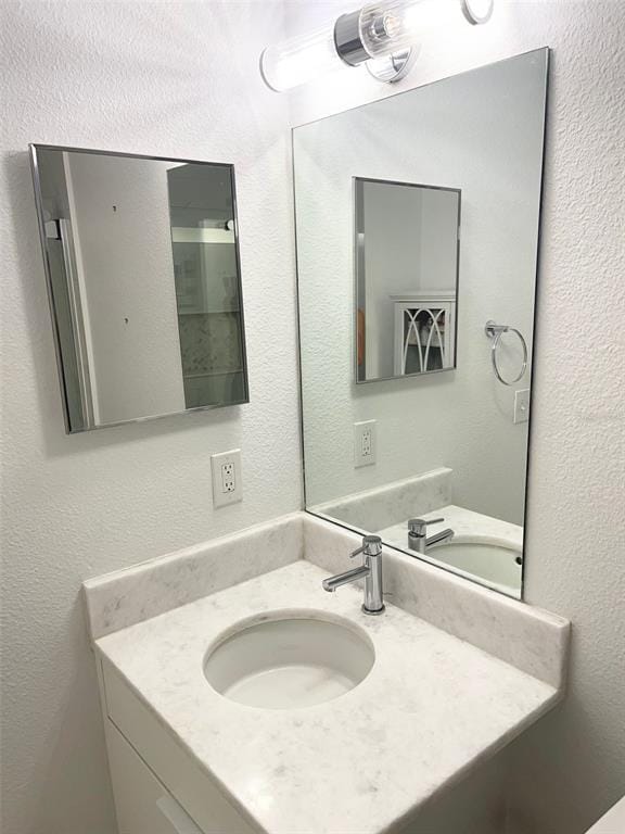 Building Photo - 4275 Castle Bridge