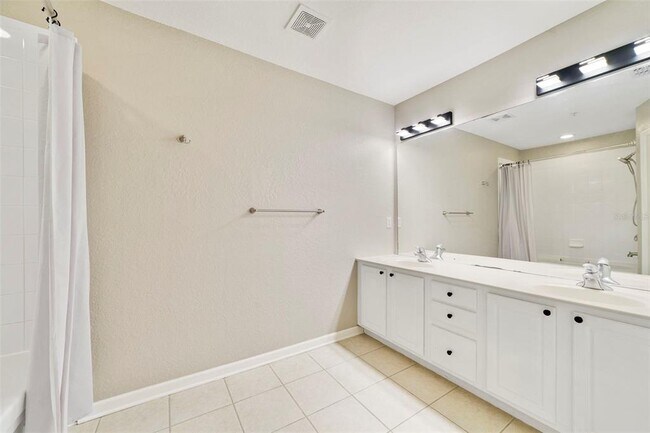 Building Photo - 3582 Shallot Dr
