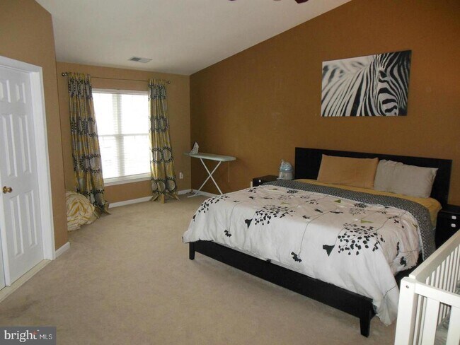 Building Photo - 25838 Norrington Square