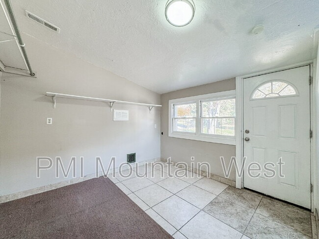 Building Photo - 3515 S 2300 E