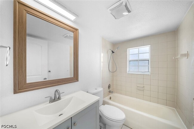 Building Photo - 13403 Pine Needle Ln