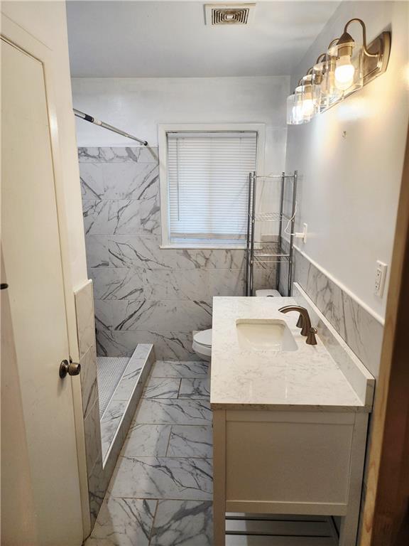 Building Photo - 3158 Cloverhurst Dr