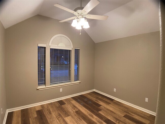 Building Photo - 13510 Wintercrest Dr