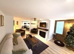 Building Photo - 2895 White Mountain Hwy