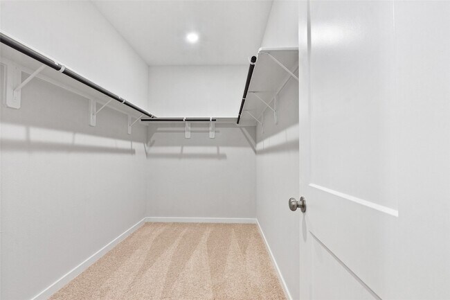 Building Photo - 30223 Fledged Wing Dr