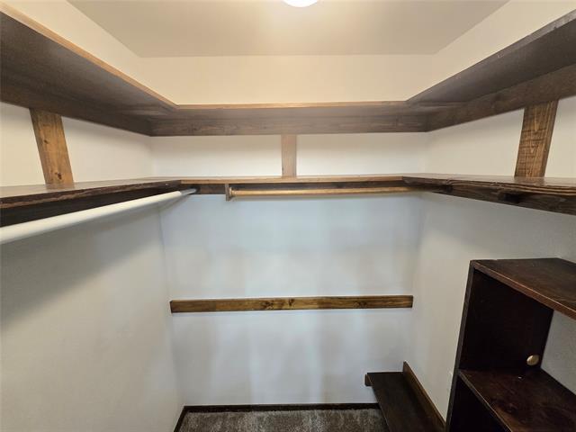 Building Photo - 2822 Oak Forest Dr