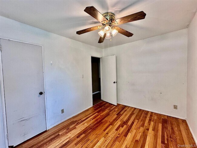 Building Photo - 5 Eagle Ln