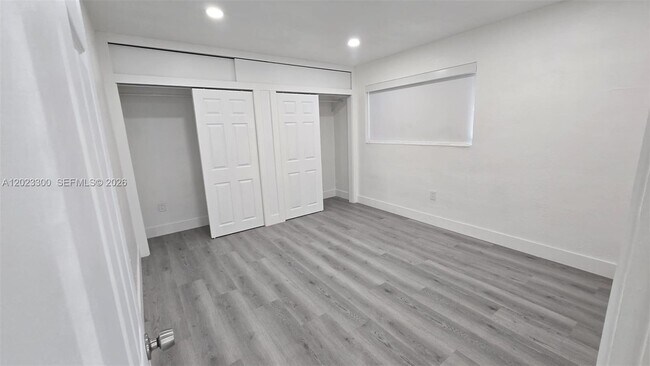 Building Photo - 2645 SW 90th Ave