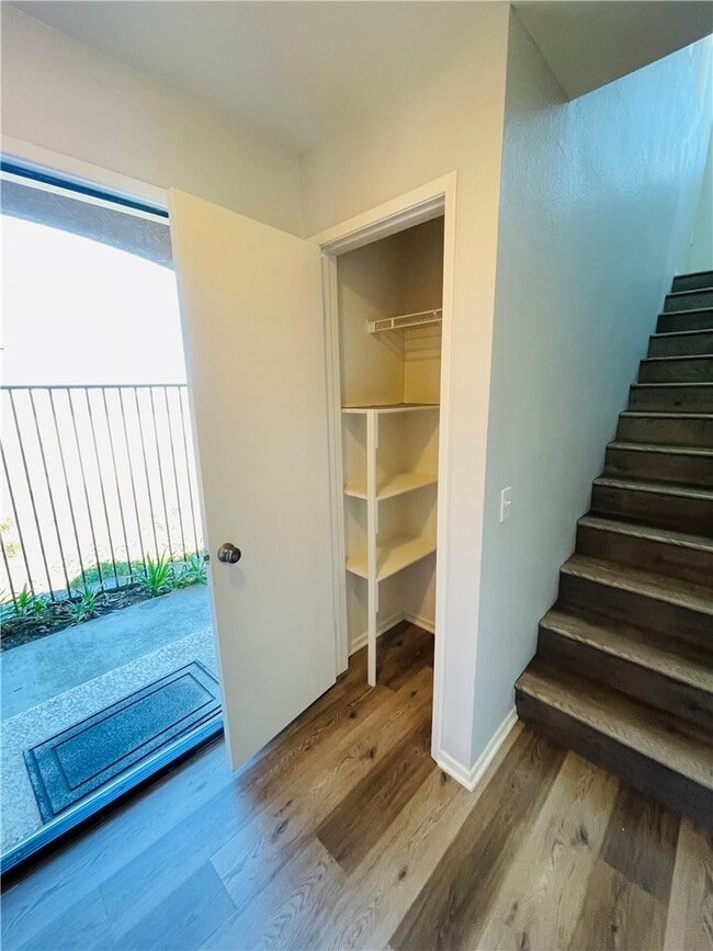 Building Photo - 5040 Codorniz Way