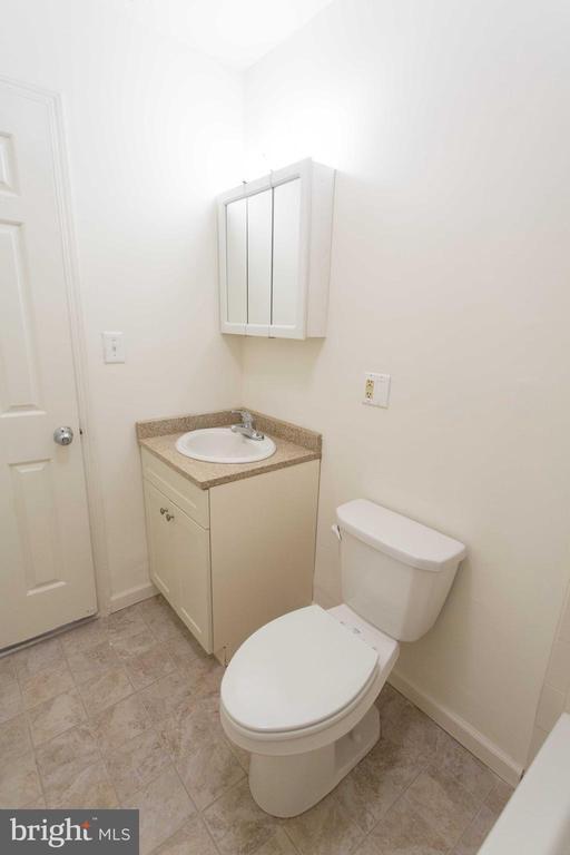 Building Photo - 526 Spruce St