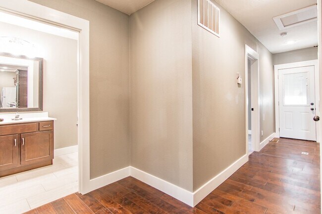 Building Photo - COLLEGE PRE-LEASING