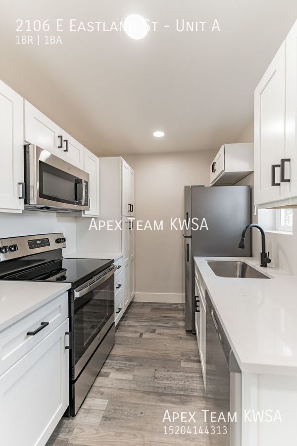 Building Photo - $945 Beautifully Remodeled 1 Bed | 1 Bath ...