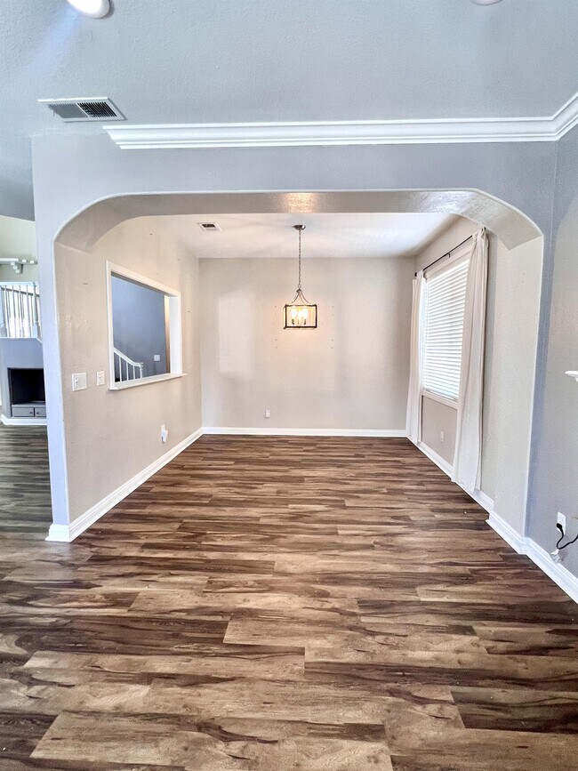 Building Photo - 45354 Tesiben Ct