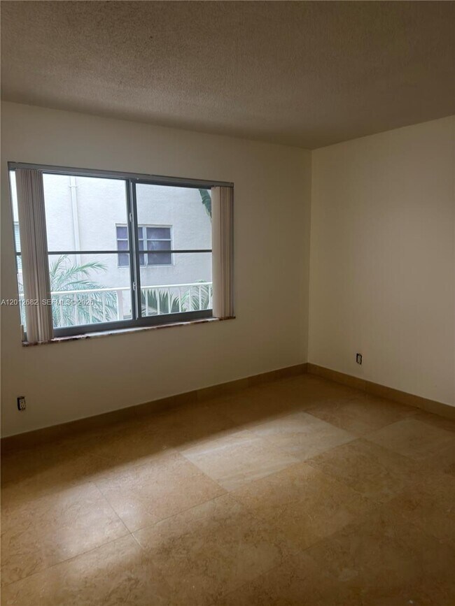 Building Photo - 7757 SW 86th St