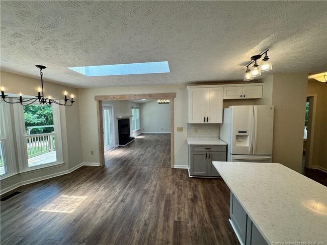 Building Photo - 4011 Woods Ct