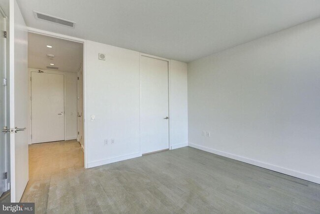 Building Photo - 1111 24th St NW