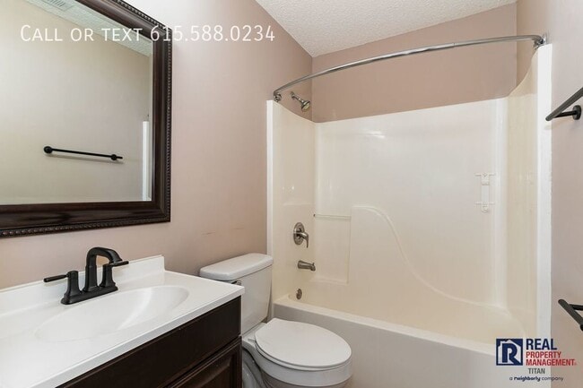 Building Photo - 2824 Canary Ct