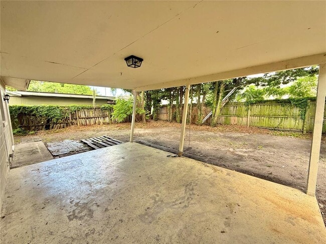 Building Photo - 2810 Flowertree Rd