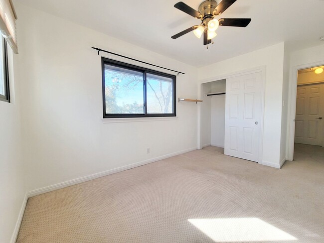 Building Photo - Spacious 4/BR 2.5/BA Two-Story Home with Fireplace & Huge Fenced Yard