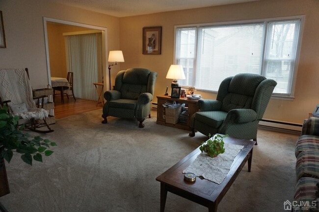 Primary Photo - 493 Somerset Ln