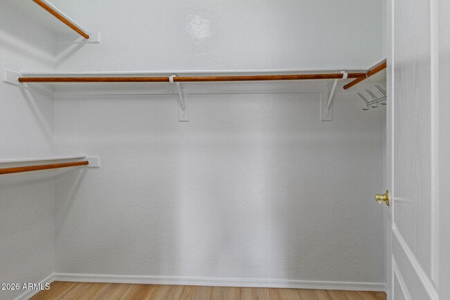 Building Photo - 6211 W Wickieup Ln