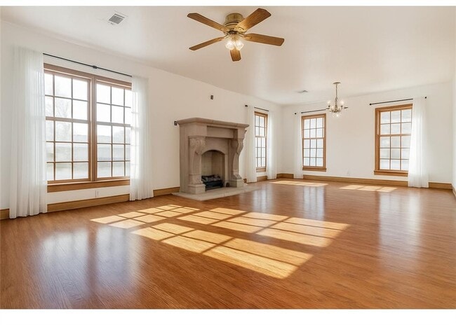 Primary Photo - 415 NW 28th St