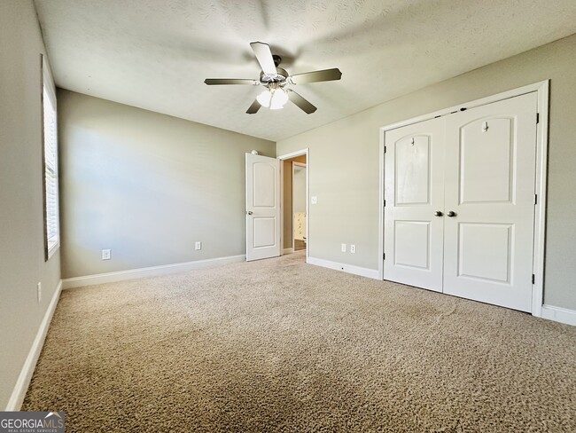 Building Photo - 1255 Woodville Ct