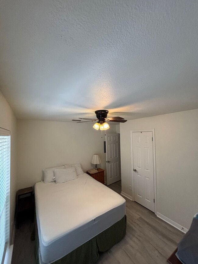 Building Photo - 3 Bed 2 Bath Home On Dauphin Island