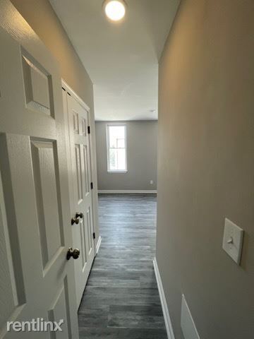 Building Photo - 3 br, 2.5 bath House - 2469 Brentwood Ave