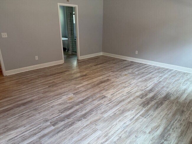 Building Photo - 315 Neuse Dr
