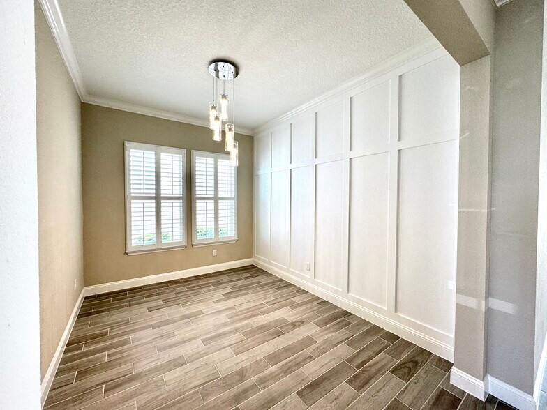 Building Photo - 68 Furrier Ct