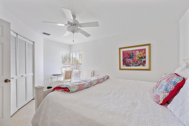 Building Photo - 1217 Ocean Dunes Cir