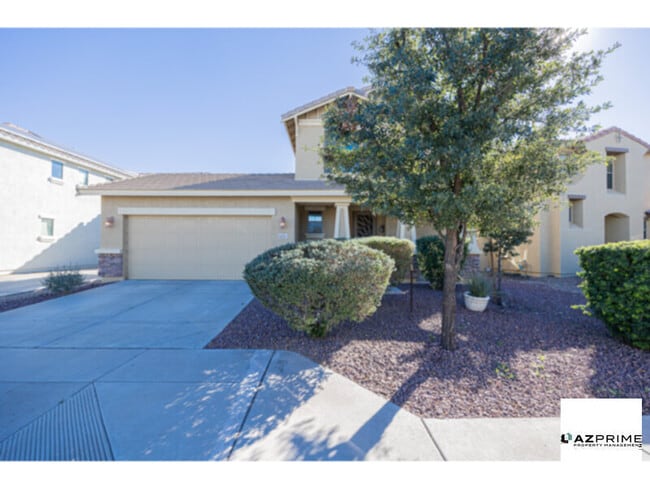 Building Photo - Exquisite 3/2.5 Laveen Home!
