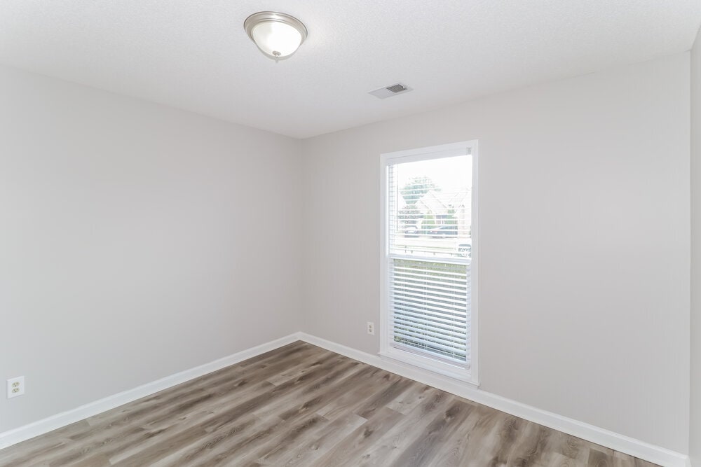 Building Photo - 9355 Helmsley Dr