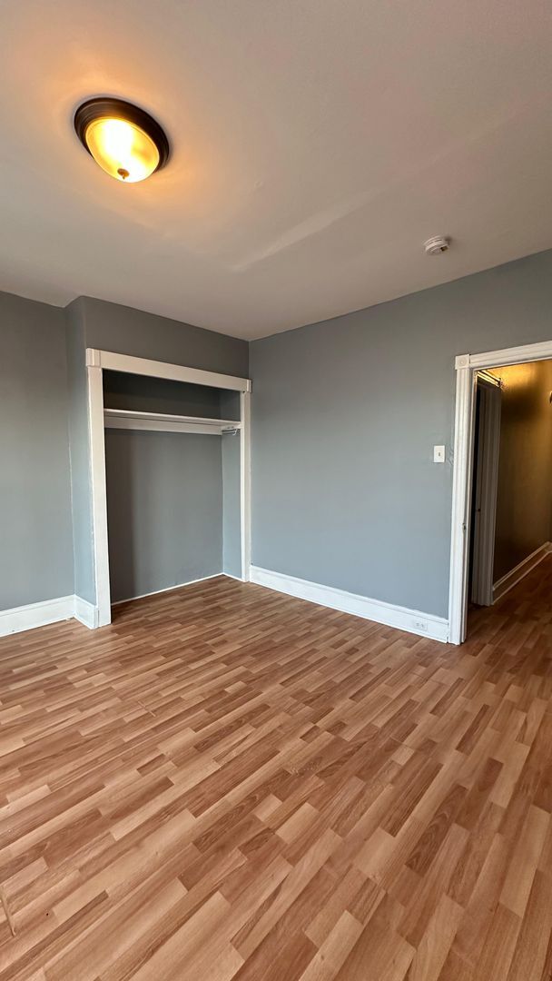 Building Photo - Remodeled Home - Kensington